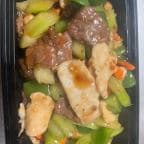 Best 鱼香双柳 Beef & Chicken in Garlic Sauce in Jersey City, NJ